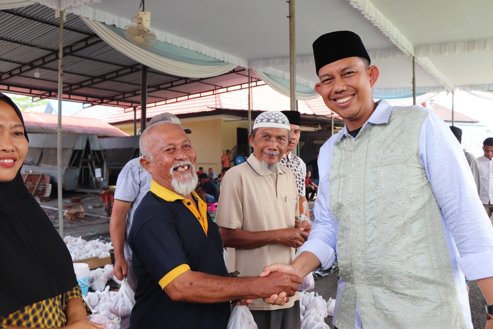 Berbagi di Hari Raya Idul Adha 1446 Hijriah, Polres Musi Rawas Kurban 20 Sapi dan 2 Kambing, Bagikan Ribuan Paket Daging