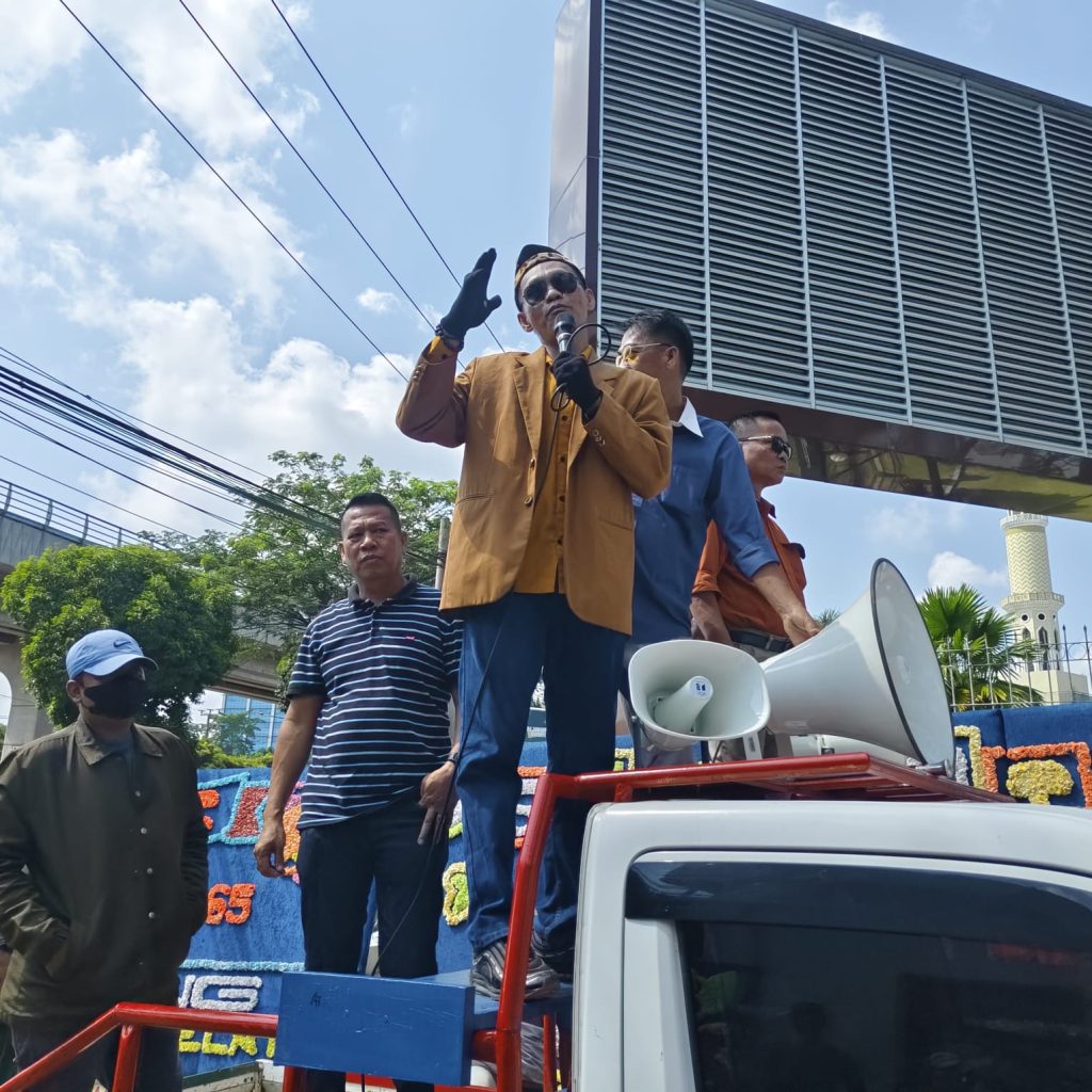 c5778823-dd5e-4268-9d67-3f2ae2123f95