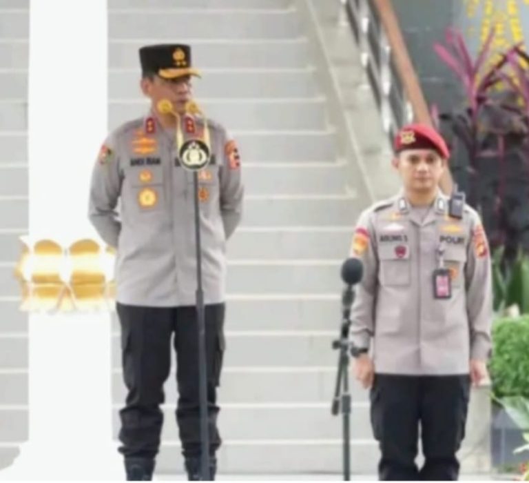 1eb097fb-fd80-4daa-995f-539d9e73b8d0