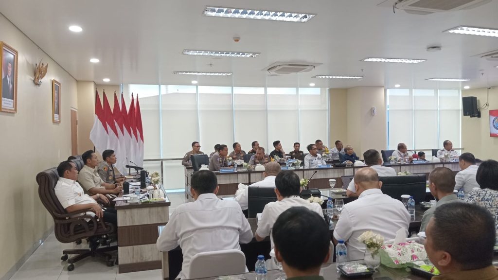 611c0ce0-2eb4-43b9-beaa-b20b10872778