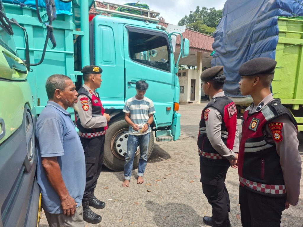 1ebeb7b3-423a-41a4-9b28-510addbf164e