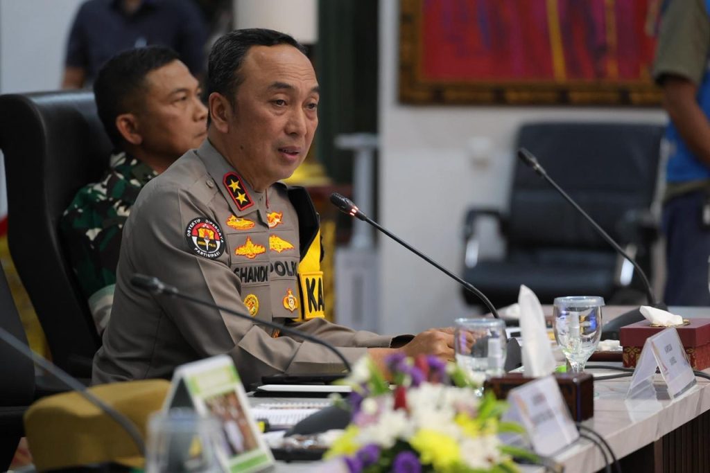 ecc301e2-5c16-4df2-8403-3e00d37147c4